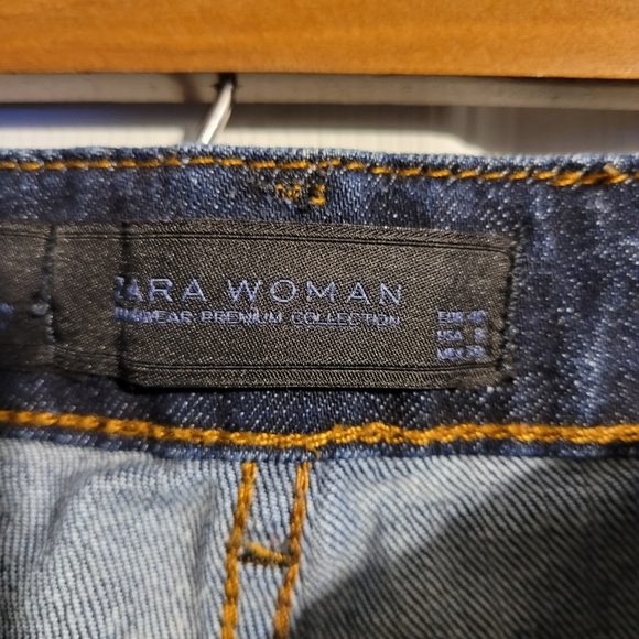 Zara Women Denim shorts dark wash Sz  8 EUC RN 77302 - Picture 2 of 4